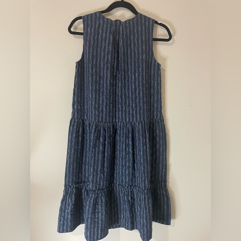 J.McLaughlin Christa dress in a blue & white vertical stripe XS - Picture 4 of 10